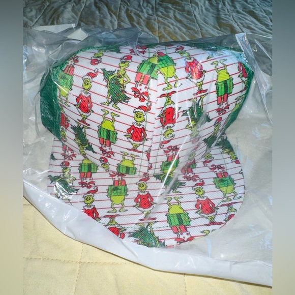 NIB Grinch George Hats Trucker - Picture 4 of 7